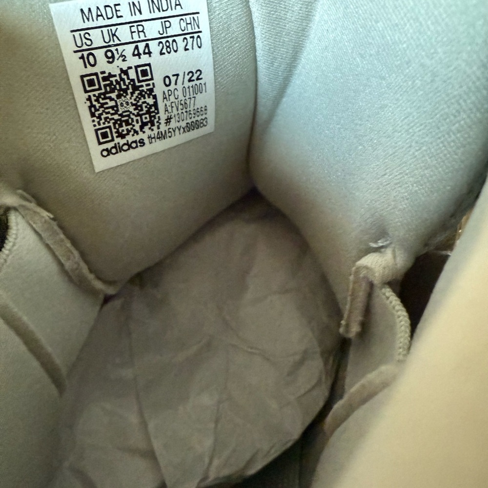 Yeezy Men's Light Gray Boots - Picture 5 of 5